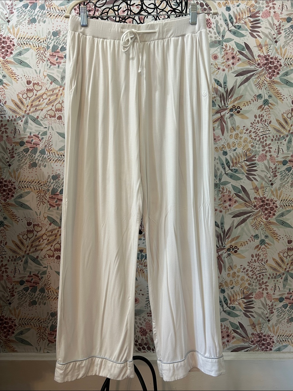 Cozy Earth Bamboo Lounge Pajama Pants White Size Medium Wide Leg Soft